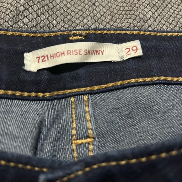Levi’s Jeans - Picture 3 of 4